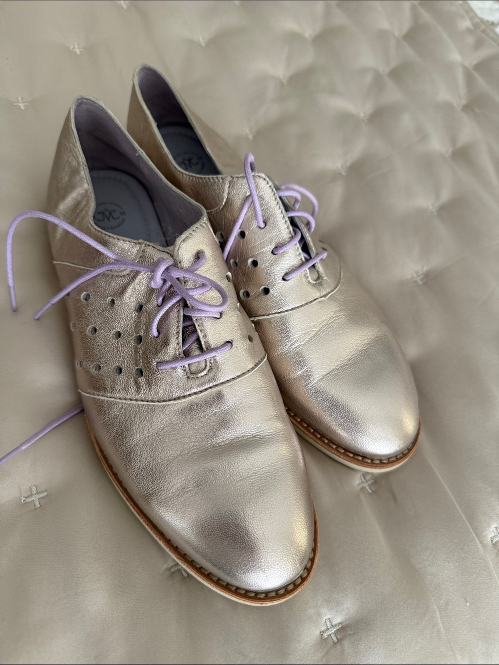 Johnston & Murphy Metallic Silver Oxford with Lilac Laces